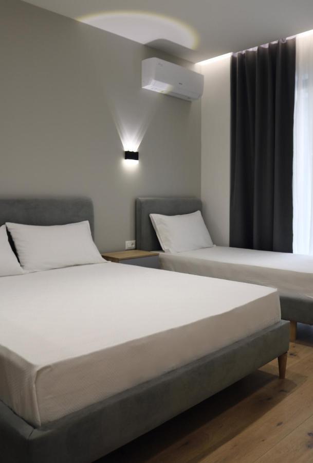 Aparthotel David's *